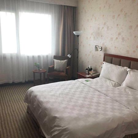 Jingbin Hotel Beijing Exterior foto